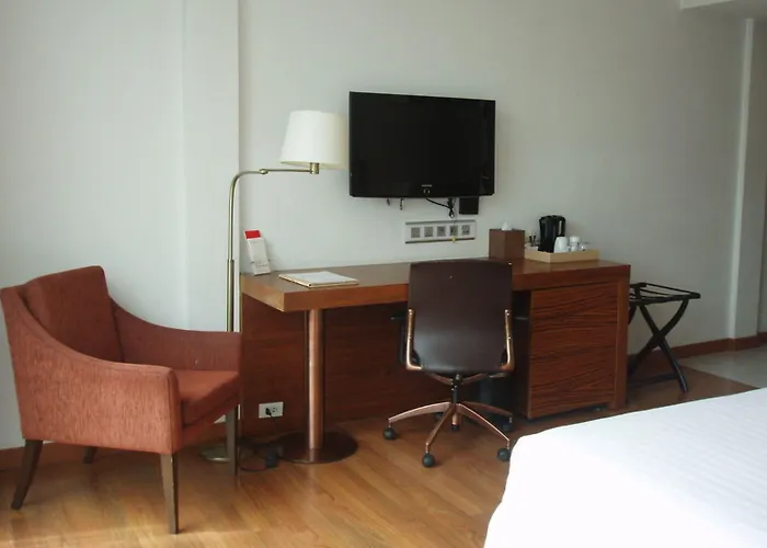 Hotel Sachas Uno Asoke Sukhumvit 3*