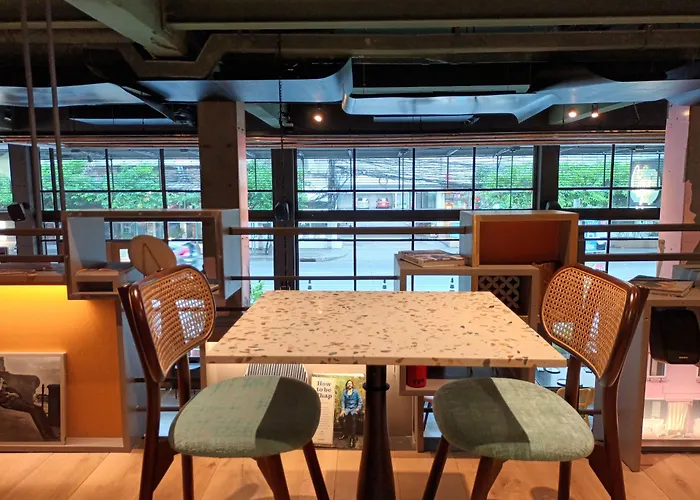 Sachas Uno Asoke Sukhumvit מלון 3*