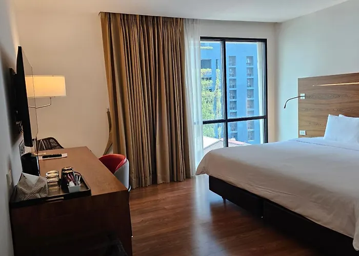 Hotel Sachas Uno Asoke Sukhumvit Bangkok