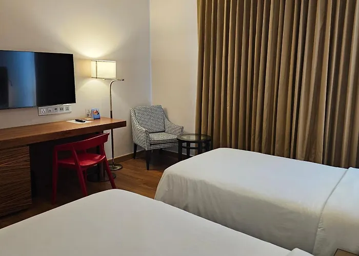 Sachas Uno Asoke Sukhumvit Hotel 3*
