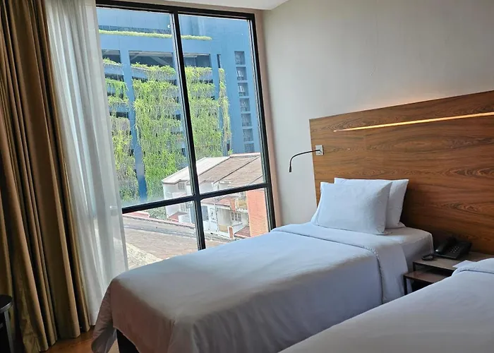 Hotel Sachas Uno Asoke Sukhumvit 3*