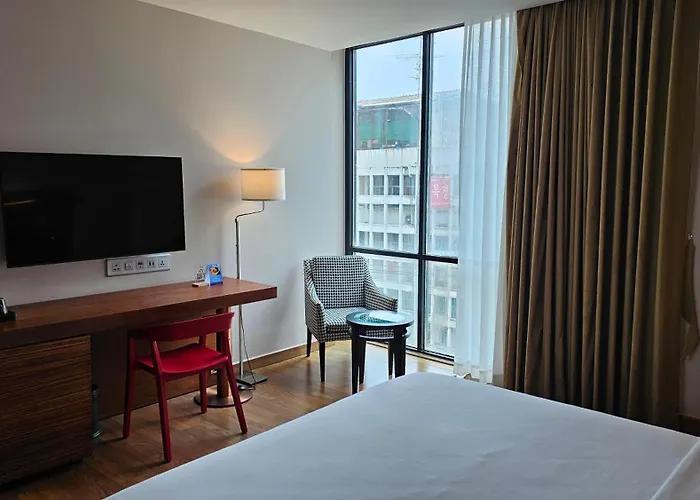 Sachas Uno Asoke Sukhumvit 3*