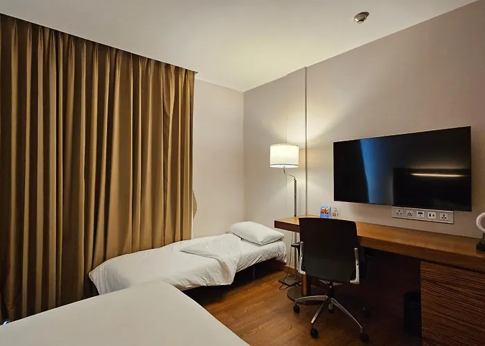 Sachas Uno Asoke Sukhumvit Bangkok