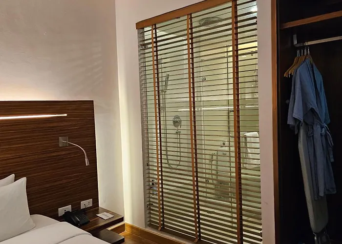 Hotel Sachas Uno Asoke Sukhumvit Bangkok