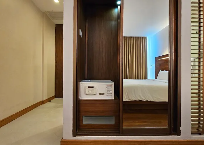 Sachas Uno Asoke Sukhumvit מלון בנגקוק