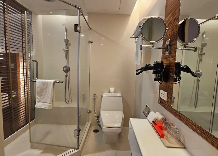 Sachas Uno Asoke Sukhumvit Hotel Bangkok